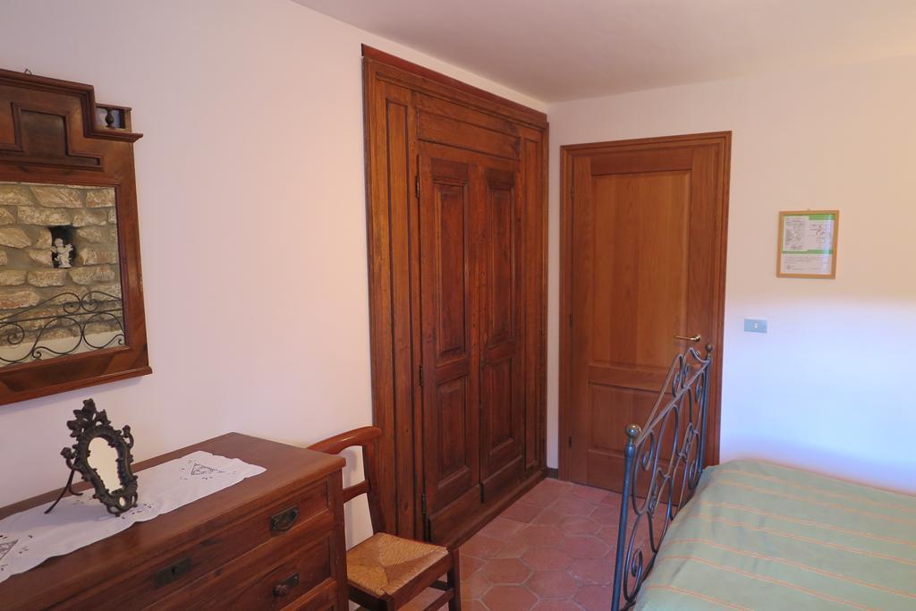 Agriturismo Rupestr Canelli Exteriör bild