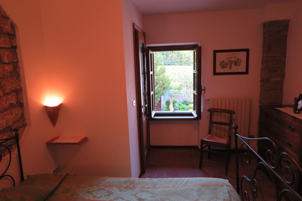 Agriturismo Rupestr Canelli Exteriör bild